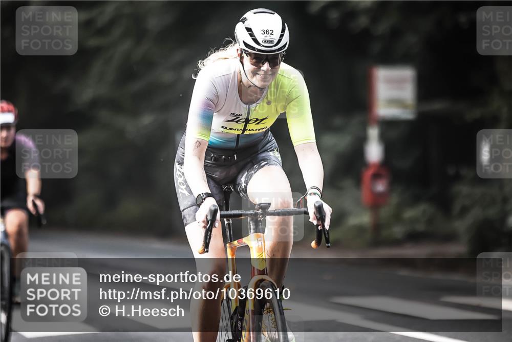 13.09.2026 - Stadtparktriathlon H.Heesch http://msf.ph/oto/10369610 13.09.2026 10:48:26 Radfahren 362, 390, 531, 538 meine-sportfotos.de