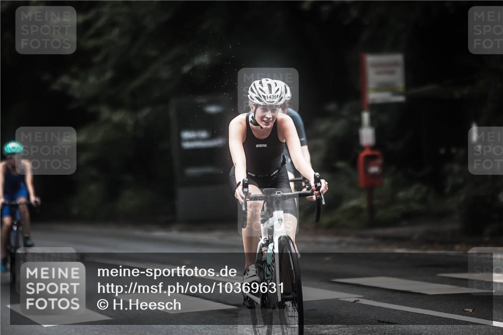 13.09.2026 - Stadtparktriathlon H.Heesch http://msf.ph/oto/10369631 13.09.2026 13:22:04 Radfahren 1225, 1226, 1257, 1287, 1360, 1372, 1376, 1424, 1435, 1484 meine-sportfotos.de