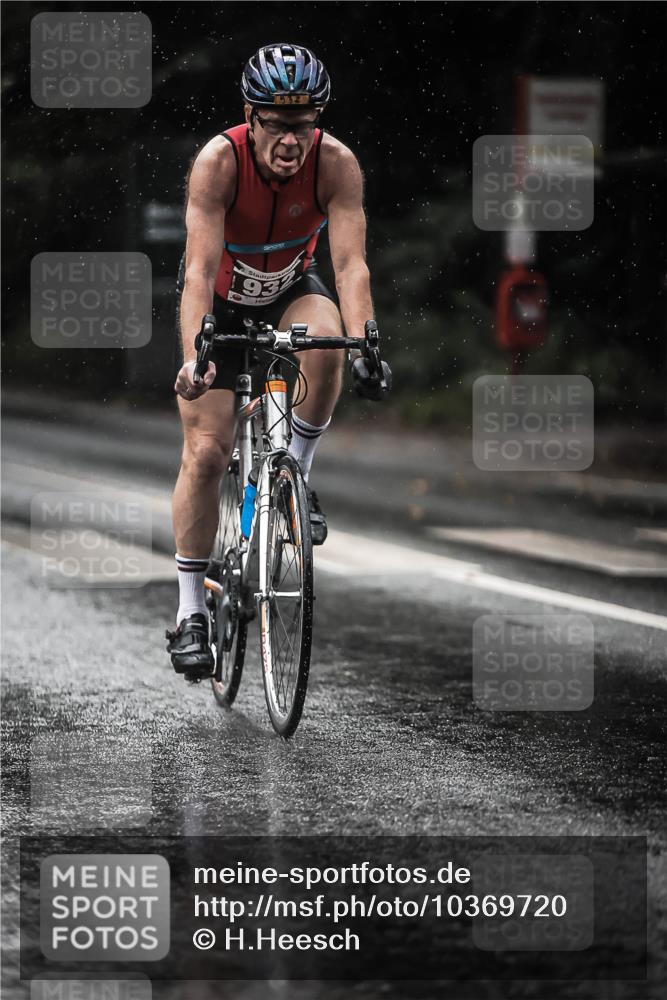 13.09.2026 - Stadtparktriathlon H.Heesch http://msf.ph/oto/10369720 13.09.2026 12:05:00 Radfahren 877, 896, 932 meine-sportfotos.de