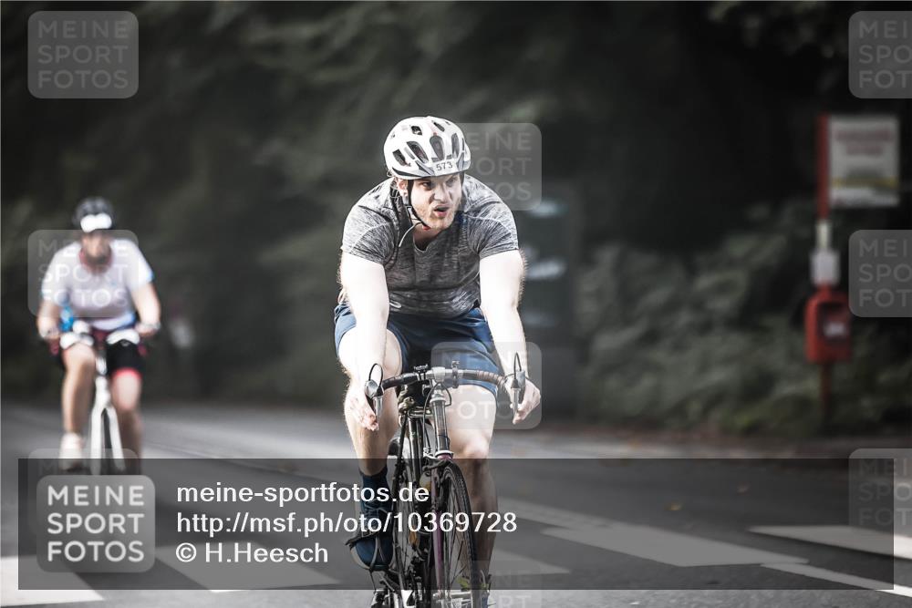 13.09.2026 - Stadtparktriathlon H.Heesch http://msf.ph/oto/10369728 13.09.2026 10:48:51 Radfahren 451, 573 meine-sportfotos.de
