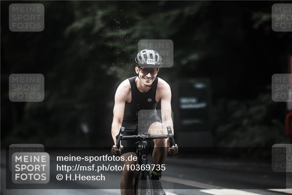 13.09.2026 - Stadtparktriathlon H.Heesch http://msf.ph/oto/10369735 13.09.2026 13:22:14 Radfahren 1257, 1360, 1391 meine-sportfotos.de
