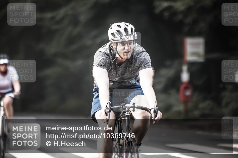 13.09.2026 - Stadtparktriathlon H.Heesch http://msf.ph/oto/10369746 13.09.2026 10:48:51 Radfahren 451, 573 meine-sportfotos.de