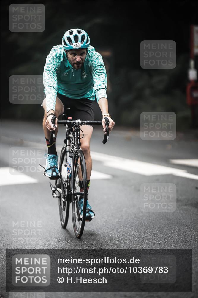 13.09.2026 - Stadtparktriathlon H.Heesch http://msf.ph/oto/10369783 13.09.2026 10:19:13 Radfahren 247, 254, 274, 312 meine-sportfotos.de