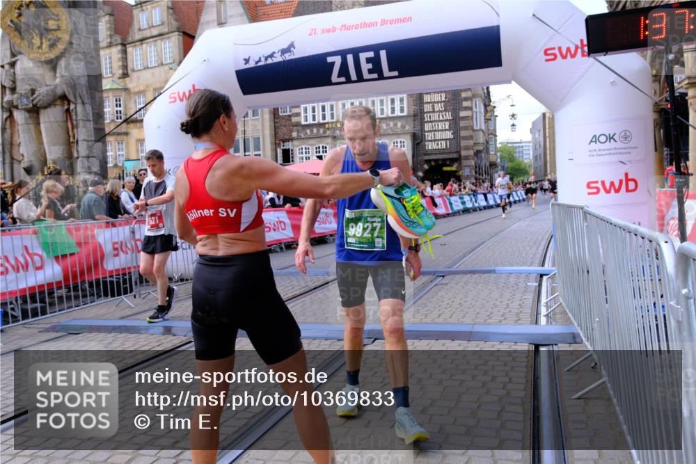 13.09.2026 - 21. swb-Marathon Bremen Tim E. http://msf.ph/oto/10369833 13.09.2026 13:07:37 Ziel 1863, 2706, 3043, 3118, 4743, 4808, 6053, 7636, 7876, 8060, 8098, 8980, 9927 meine-sportfotos.de