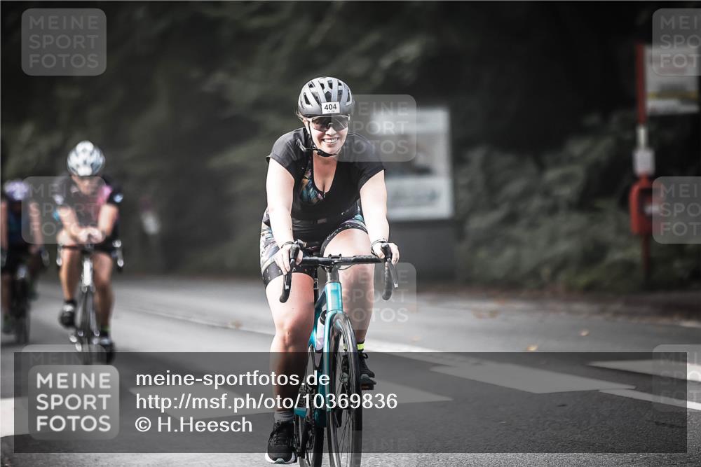 13.09.2026 - Stadtparktriathlon H.Heesch http://msf.ph/oto/10369836 13.09.2026 10:48:58 Radfahren 404, 451, 512, 513, 542, 559 meine-sportfotos.de