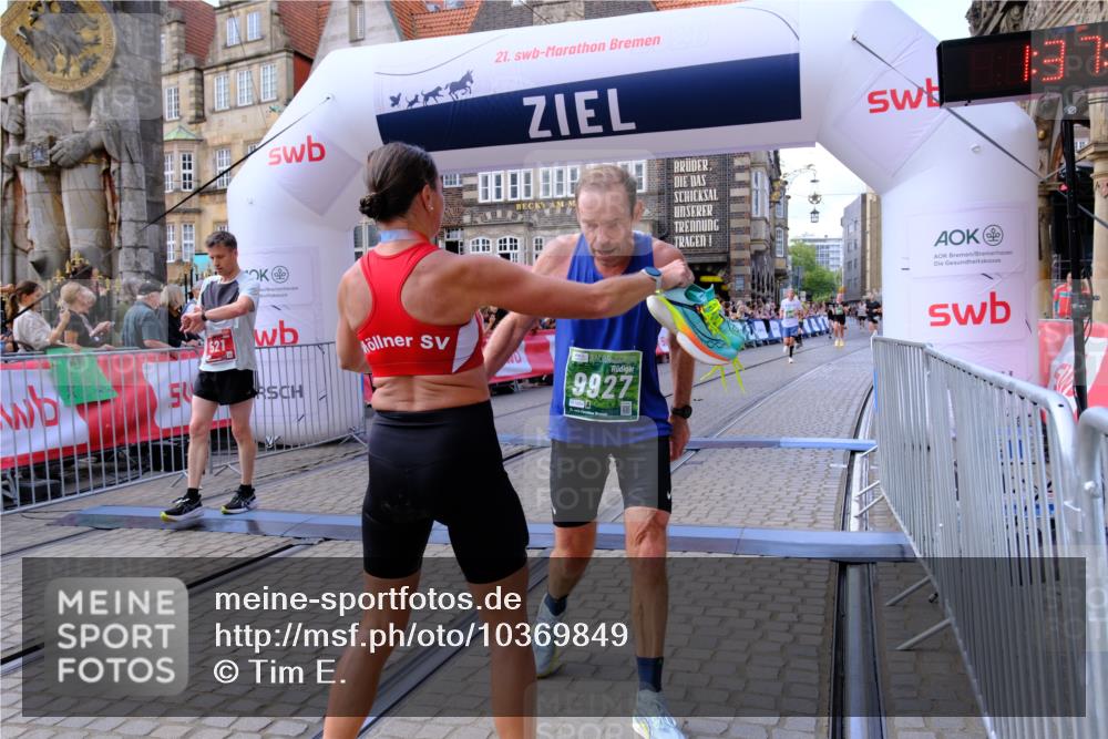 13.09.2026 - 21. swb-Marathon Bremen Tim E. http://msf.ph/oto/10369849 13.09.2026 13:07:37 Ziel 1863, 2706, 3043, 3118, 4743, 4808, 6053, 7636, 7876, 8060, 8098, 8980, 9927 meine-sportfotos.de