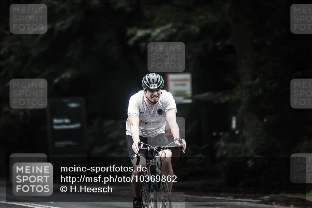13.09.2026 - Stadtparktriathlon H.Heesch http://msf.ph/oto/10369862 13.09.2026 13:22:46 Radfahren 1245, 1261, 1312, 1474 meine-sportfotos.de