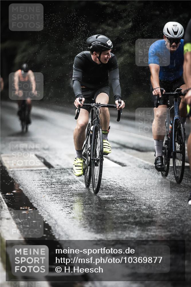 13.09.2026 - Stadtparktriathlon H.Heesch http://msf.ph/oto/10369877 13.09.2026 12:05:12 Radfahren 853, 877, 904, 906, 908, 951, 974, 1015 meine-sportfotos.de