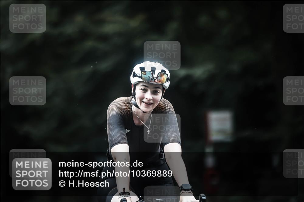 13.09.2026 - Stadtparktriathlon H.Heesch http://msf.ph/oto/10369889 13.09.2026 13:22:47 Radfahren 1245, 1261, 1312, 1474 meine-sportfotos.de