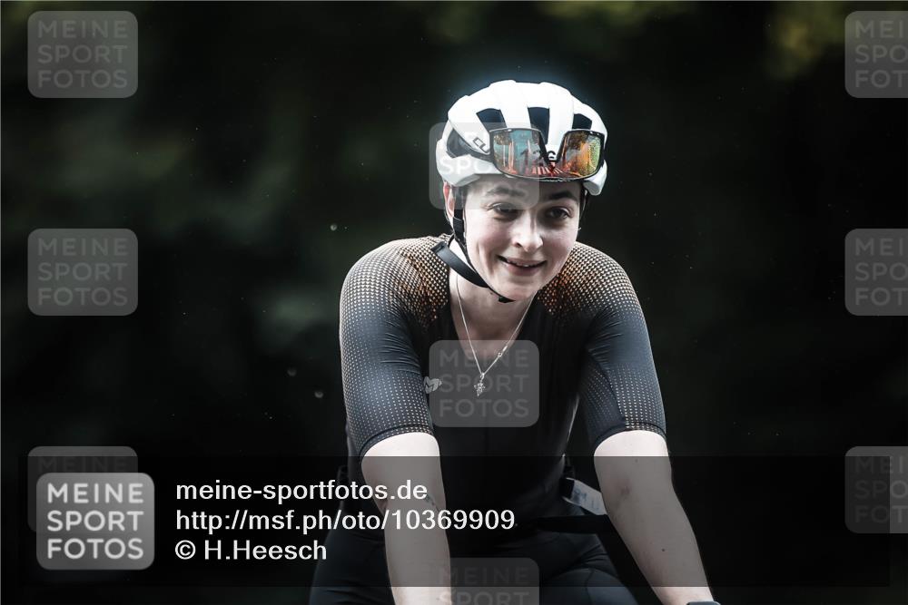 13.09.2026 - Stadtparktriathlon H.Heesch http://msf.ph/oto/10369909 13.09.2026 13:22:47 Radfahren 1245, 1261, 1312, 1474 meine-sportfotos.de
