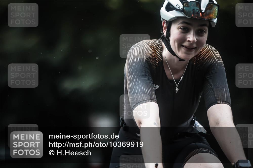 13.09.2026 - Stadtparktriathlon H.Heesch http://msf.ph/oto/10369919 13.09.2026 13:22:48 Radfahren 1245, 1261, 1312, 1474 meine-sportfotos.de