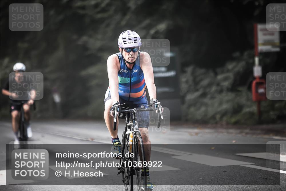 13.09.2026 - Stadtparktriathlon H.Heesch http://msf.ph/oto/10369922 13.09.2026 10:49:01 Radfahren 404, 450, 512, 513, 542, 559 meine-sportfotos.de
