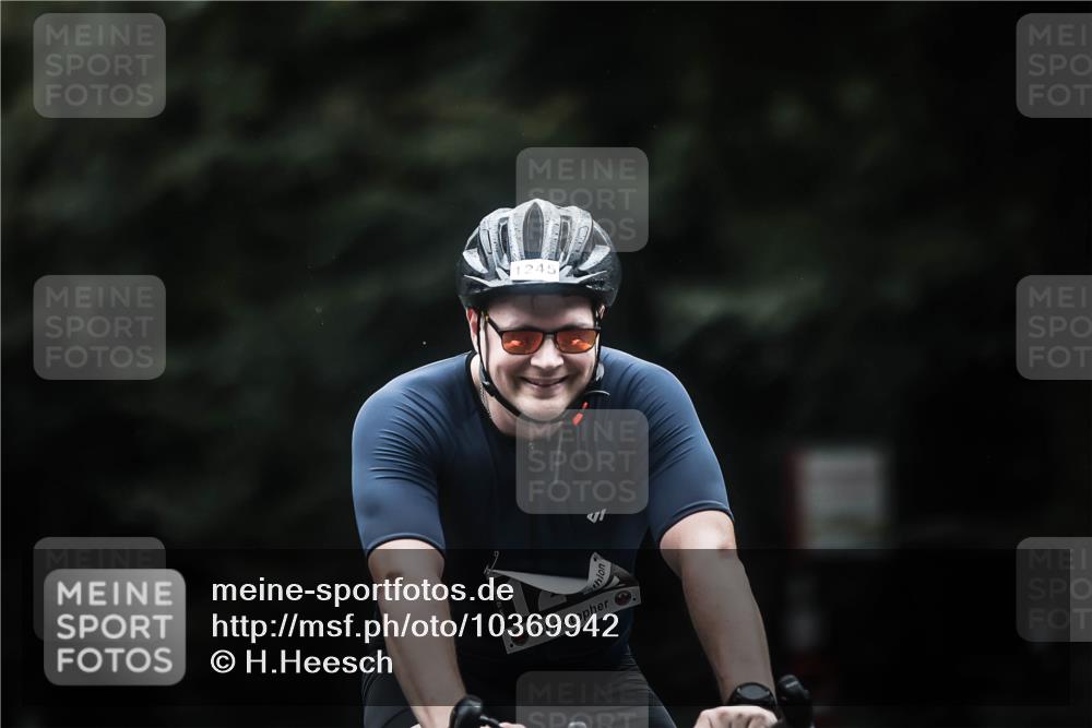 13.09.2026 - Stadtparktriathlon H.Heesch http://msf.ph/oto/10369942 13.09.2026 13:22:52 Radfahren 1245, 1261, 1310, 1312, 1510 meine-sportfotos.de
