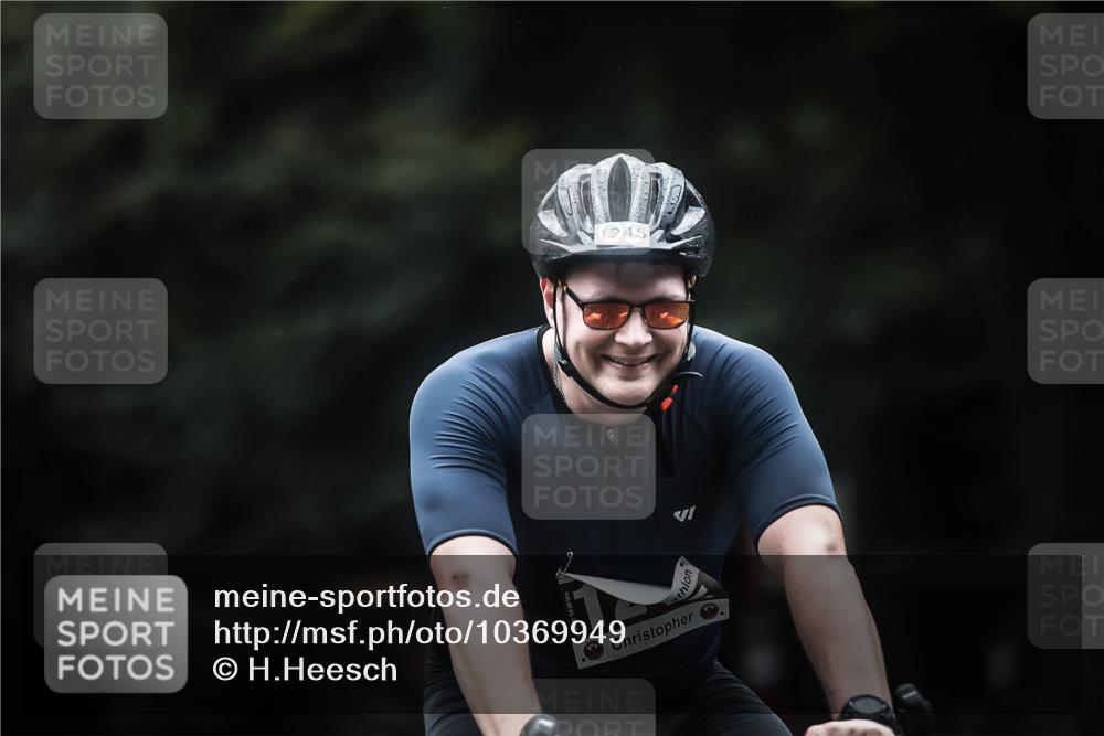 13.09.2026 - Stadtparktriathlon H.Heesch http://msf.ph/oto/10369949 13.09.2026 13:22:52 Radfahren 1245, 1261, 1310, 1312, 1510 meine-sportfotos.de