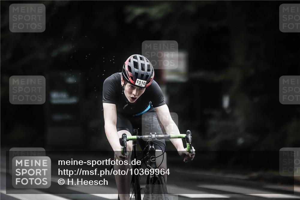 13.09.2026 - Stadtparktriathlon H.Heesch http://msf.ph/oto/10369964 13.09.2026 13:22:56 Radfahren 1245, 1310, 1510 meine-sportfotos.de