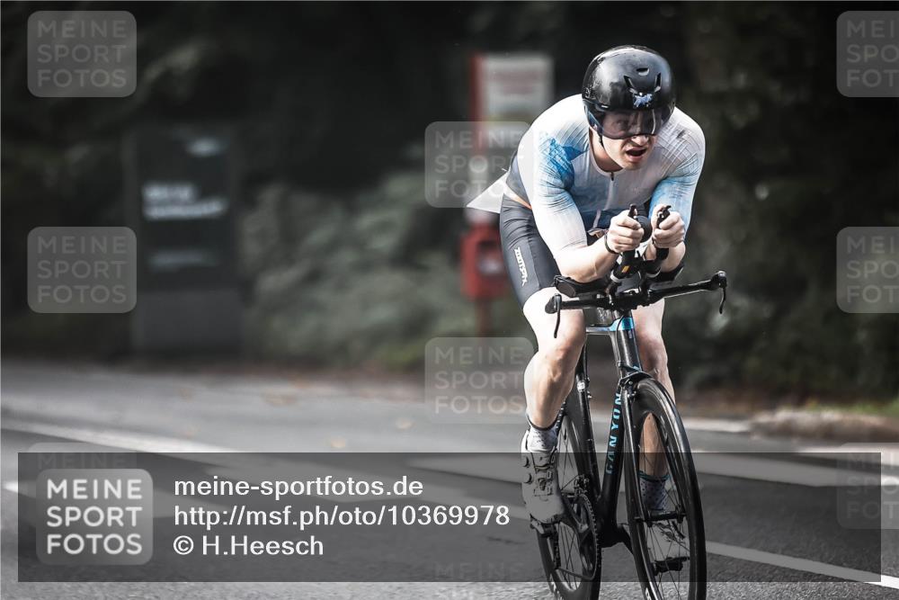 13.09.2026 - Stadtparktriathlon H.Heesch http://msf.ph/oto/10369978 13.09.2026 10:49:04 Radfahren 404, 450, 512, 513, 542, 559 meine-sportfotos.de