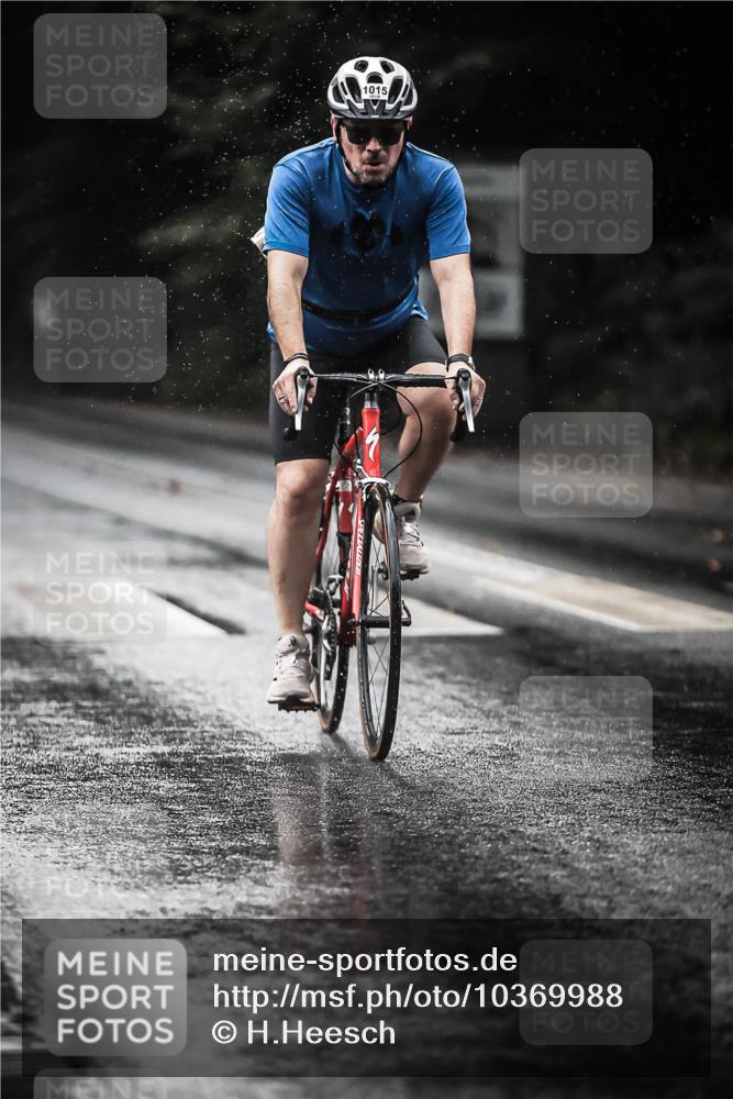 13.09.2026 - Stadtparktriathlon H.Heesch http://msf.ph/oto/10369988 13.09.2026 12:05:18 Radfahren 853, 904, 906, 908, 951, 963, 1015 meine-sportfotos.de