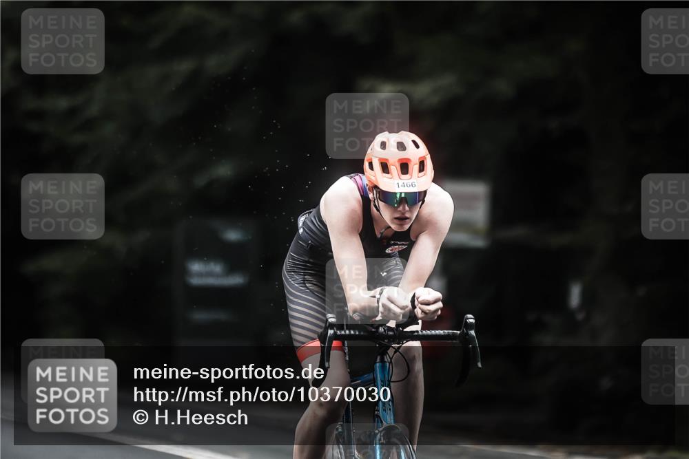13.09.2026 - Stadtparktriathlon H.Heesch http://msf.ph/oto/10370030 13.09.2026 13:23:15 Radfahren 1447, 1457, 1466, 1524 meine-sportfotos.de