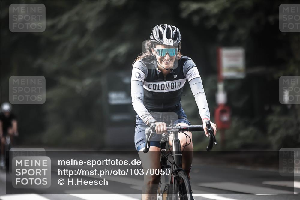 13.09.2026 - Stadtparktriathlon H.Heesch http://msf.ph/oto/10370050 13.09.2026 10:49:16 Radfahren 348, 363, 368, 386, 395, 422, 476, 541 meine-sportfotos.de