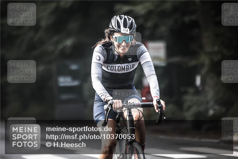 13.09.2026 - Stadtparktriathlon H.Heesch http://msf.ph/oto/10370053 13.09.2026 10:49:16 Radfahren 348, 363, 368, 386, 395, 422, 476, 541 meine-sportfotos.de