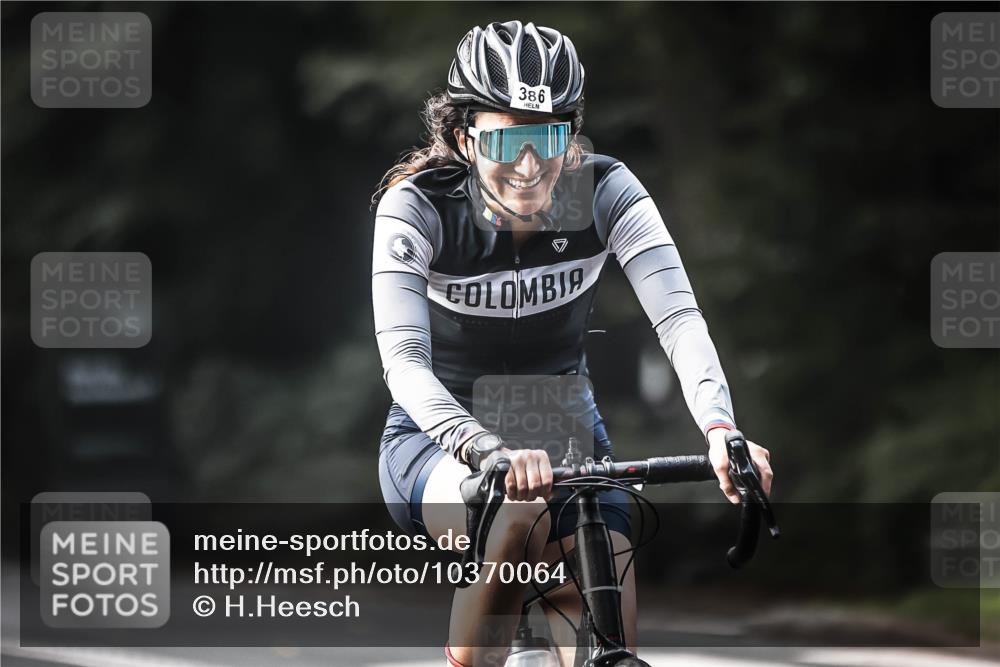 13.09.2026 - Stadtparktriathlon H.Heesch http://msf.ph/oto/10370064 13.09.2026 10:49:16 Radfahren 348, 363, 368, 386, 395, 422, 476, 541 meine-sportfotos.de