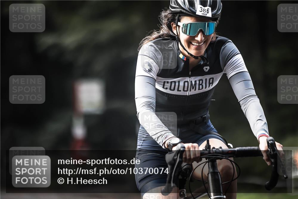 13.09.2026 - Stadtparktriathlon H.Heesch http://msf.ph/oto/10370074 13.09.2026 10:49:17 Radfahren 348, 363, 368, 386, 395, 422, 476, 541 meine-sportfotos.de