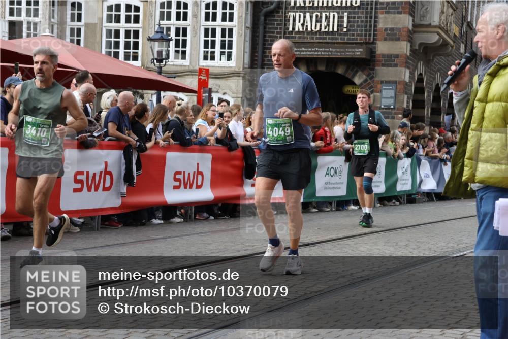 13.09.2026 - 21. swb-Marathon Bremen Strokosch-Dieckow http://msf.ph/oto/10370079 13.09.2026 13:36:22 Ziel 563, 1072, 1867, 2339, 2565, 2931, 3026, 3056, 3224, 3291, 3454, 3489, 4016, 5026, 5157, 5259, 5276, 5381, 5816, 6159, 6874, 6982, 7036, 7043, 7256, 7385, 7804, 8145, 8227, 8275, 8488, 8705, 9076, 9226, 9243, 9497, 9564, 13179, 13238, 164, 372, 900, 1738, 1880, 2467, 2673, 2692, 2700, 2731, 2819, 2823, 3067, 3410, 3585, 4006, 4182, 4216, 4414, 4676, 5781, 6516, 6527, 6568, 7249, 7344, 7765, 7808, 8525, 8790, 8905, 9776 meine-sportfotos.de