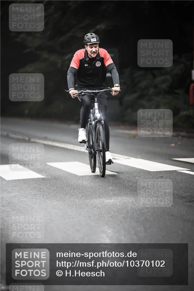 13.09.2026 - Stadtparktriathlon H.Heesch http://msf.ph/oto/10370102 13.09.2026 10:19:37 Radfahren 225, 229, 260, 286, 305, 307, 322, 402, 439 meine-sportfotos.de