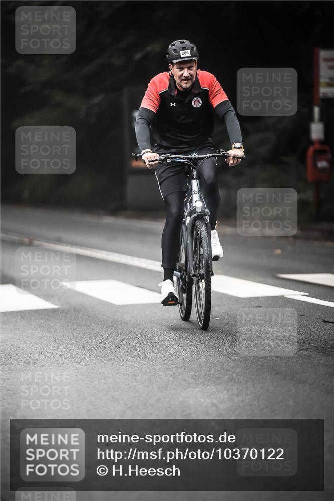 13.09.2026 - Stadtparktriathlon H.Heesch http://msf.ph/oto/10370122 13.09.2026 10:19:37 Radfahren 225, 229, 260, 286, 305, 307, 322, 402, 439 meine-sportfotos.de