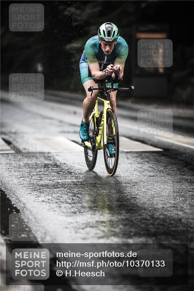 13.09.2026 - Stadtparktriathlon H.Heesch http://msf.ph/oto/10370133 13.09.2026 12:05:31 Radfahren 847, 1028 meine-sportfotos.de