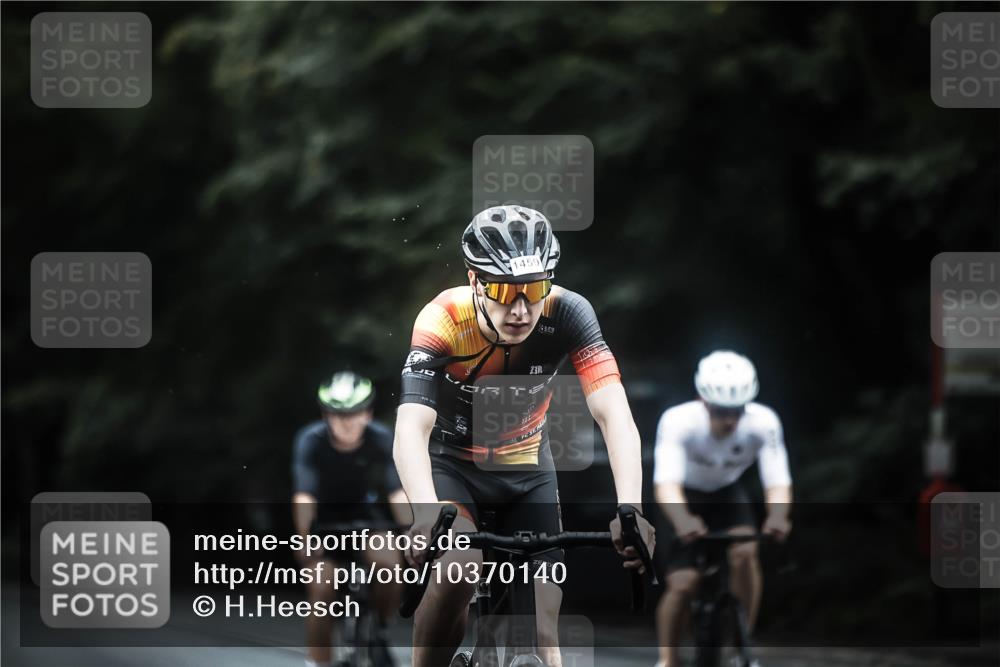 13.09.2026 - Stadtparktriathlon H.Heesch http://msf.ph/oto/10370140 13.09.2026 13:23:25 Radfahren 1379, 1381, 1447, 1459, 1476, 1524 meine-sportfotos.de