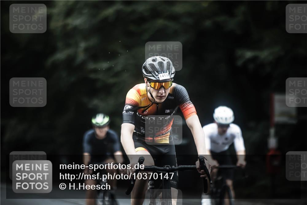 13.09.2026 - Stadtparktriathlon H.Heesch http://msf.ph/oto/10370147 13.09.2026 13:23:25 Radfahren 1379, 1381, 1447, 1459, 1476, 1524 meine-sportfotos.de