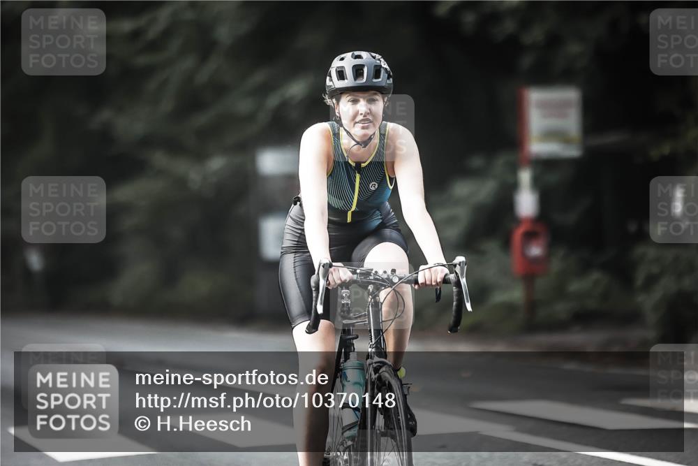 13.09.2026 - Stadtparktriathlon H.Heesch http://msf.ph/oto/10370148 13.09.2026 10:49:22 Radfahren 348, 363, 368, 386, 395, 422, 476 meine-sportfotos.de