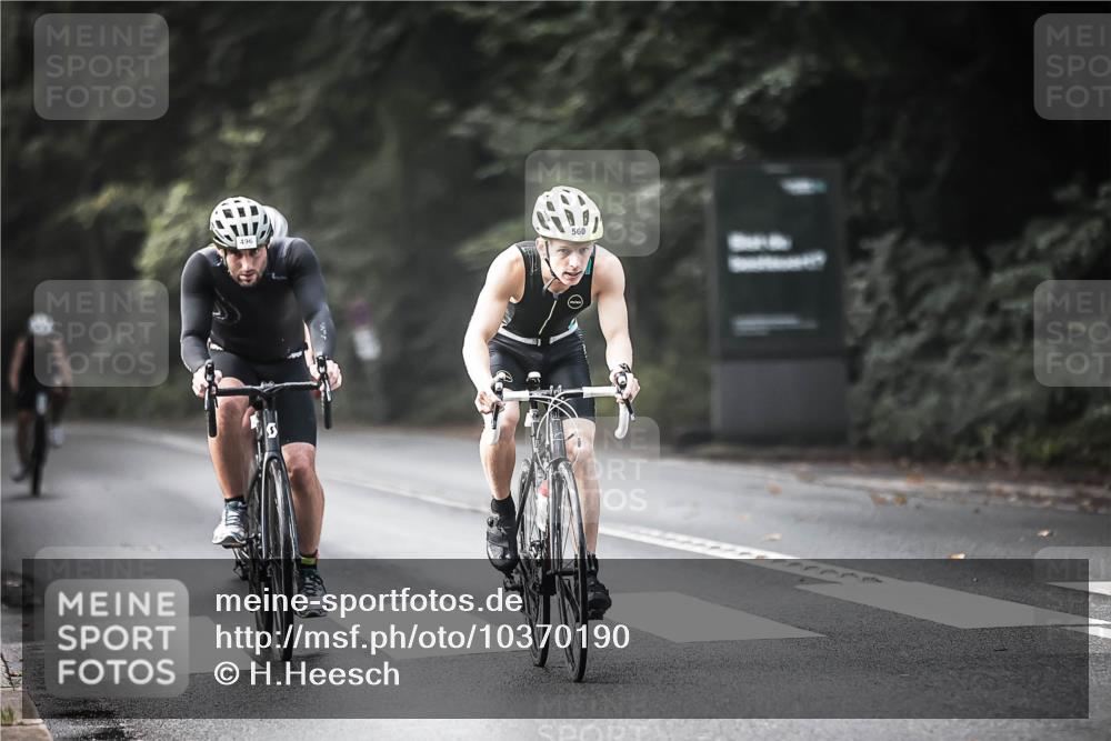 13.09.2026 - Stadtparktriathlon H.Heesch http://msf.ph/oto/10370190 13.09.2026 10:49:32 Radfahren 409, 496, 503, 560 meine-sportfotos.de