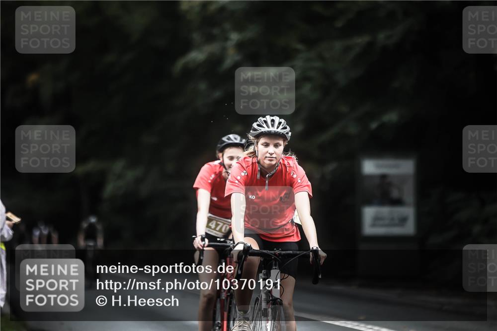 13.09.2026 - Stadtparktriathlon H.Heesch http://msf.ph/oto/10370191 13.09.2026 13:23:32 Radfahren 1423, 1440, 1470 meine-sportfotos.de