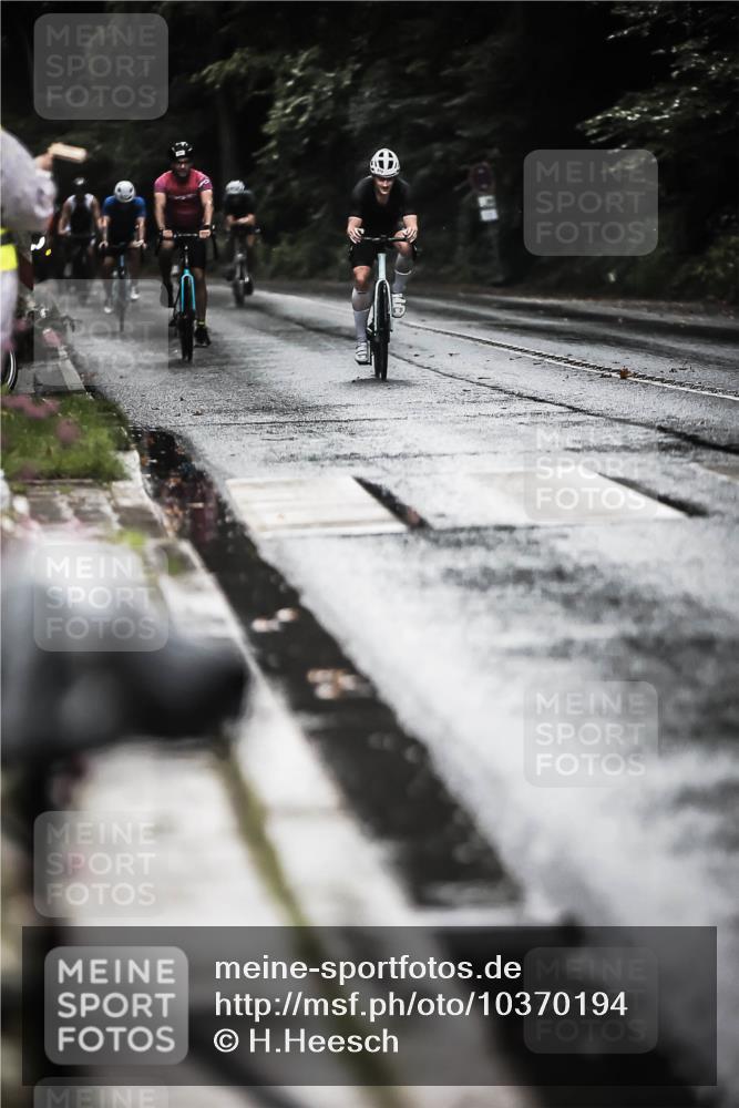 13.09.2026 - Stadtparktriathlon H.Heesch http://msf.ph/oto/10370194 13.09.2026 12:05:36 Radfahren 920, 954, 970, 1028, 1037 meine-sportfotos.de