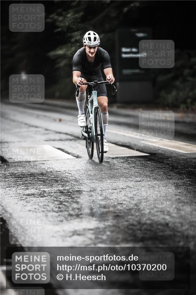 13.09.2026 - Stadtparktriathlon H.Heesch http://msf.ph/oto/10370200 13.09.2026 12:05:38 Radfahren 918, 920, 954, 970, 1009, 1037 meine-sportfotos.de
