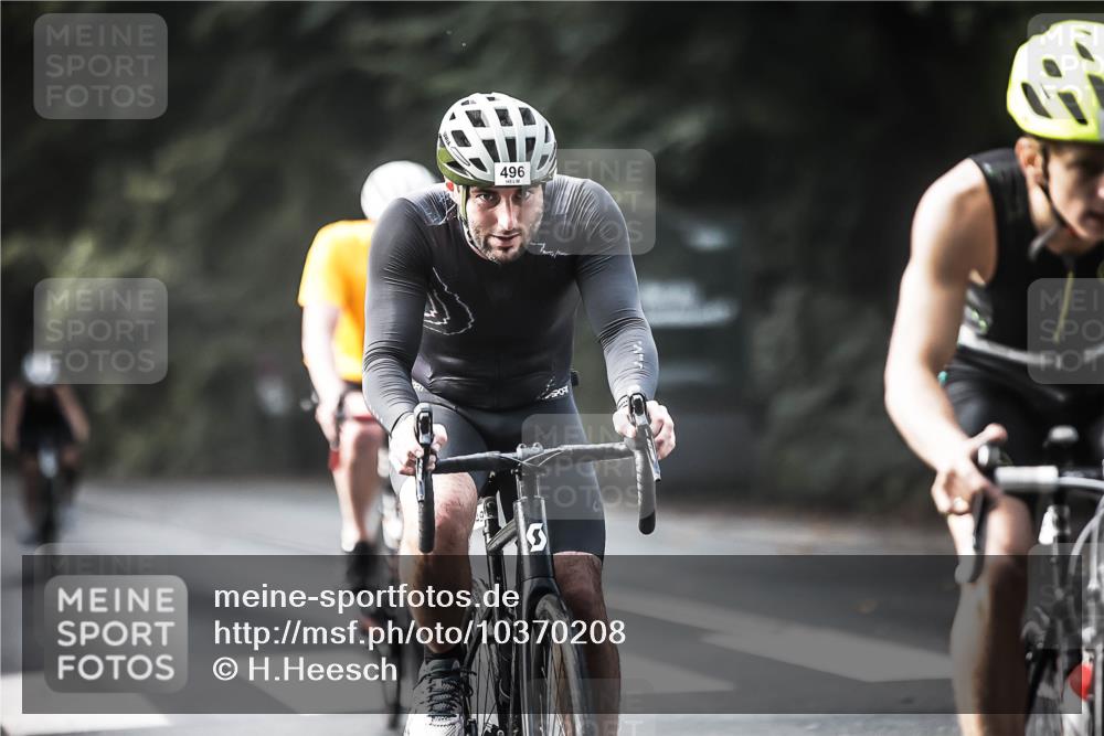 13.09.2026 - Stadtparktriathlon H.Heesch http://msf.ph/oto/10370208 13.09.2026 10:49:33 Radfahren 409, 496, 503, 560 meine-sportfotos.de