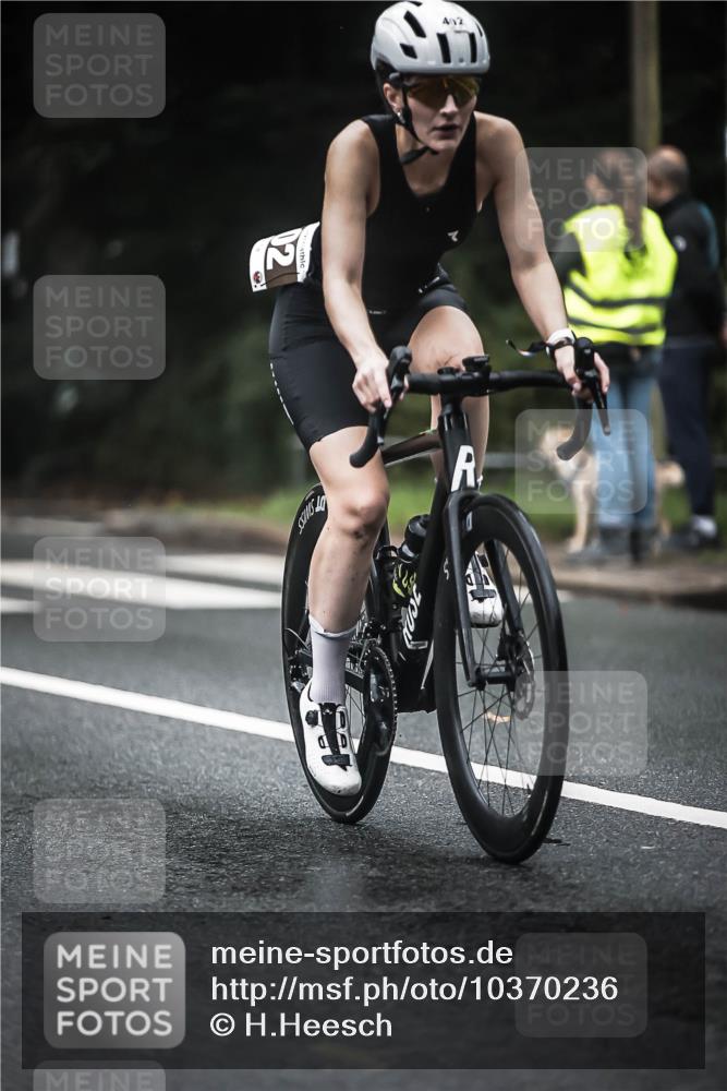 13.09.2026 - Stadtparktriathlon H.Heesch http://msf.ph/oto/10370236 13.09.2026 10:19:43 Radfahren 260, 267, 286, 307, 402, 437, 439 meine-sportfotos.de