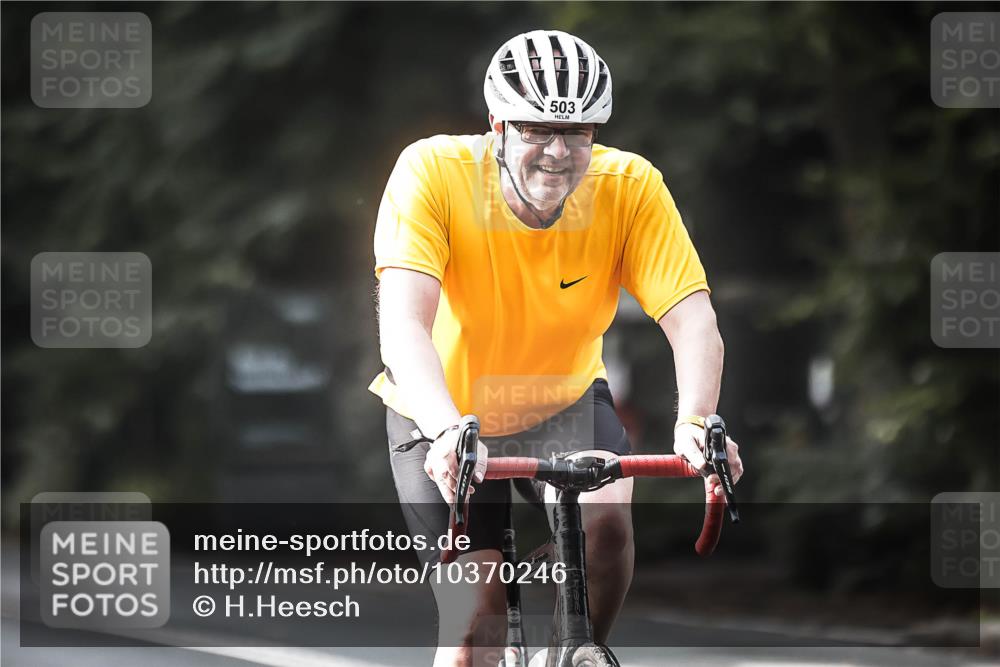 13.09.2026 - Stadtparktriathlon H.Heesch http://msf.ph/oto/10370246 13.09.2026 10:49:34 Radfahren 409, 496, 503, 560 meine-sportfotos.de
