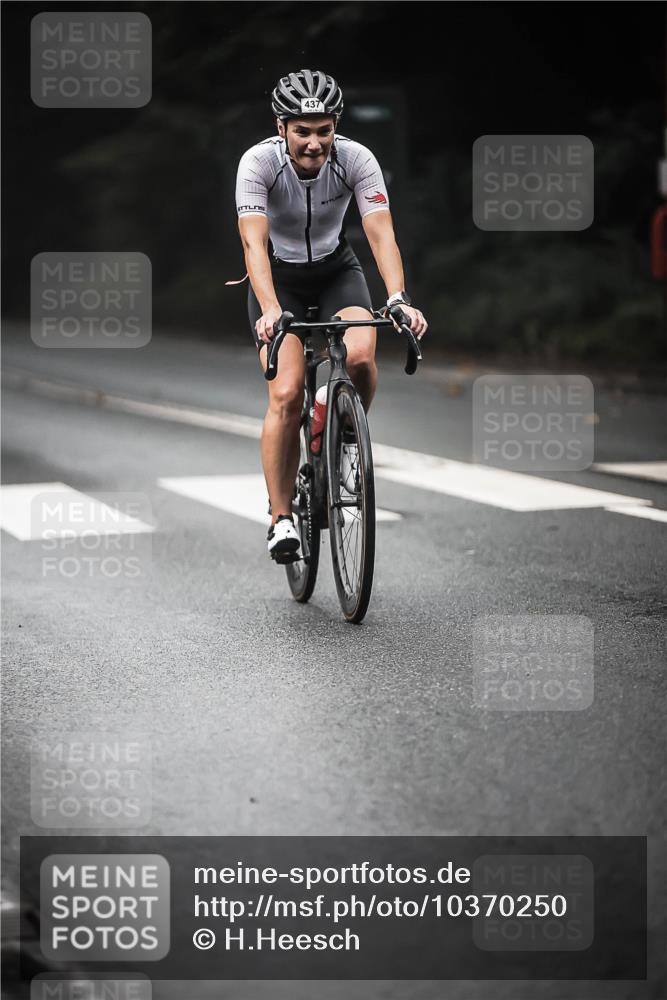 13.09.2026 - Stadtparktriathlon H.Heesch http://msf.ph/oto/10370250 13.09.2026 10:19:46 Radfahren 260, 267, 402, 406, 437, 439 meine-sportfotos.de