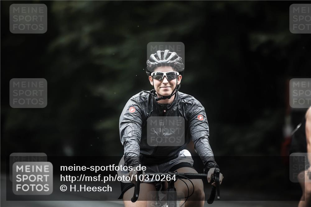 13.09.2026 - Stadtparktriathlon H.Heesch http://msf.ph/oto/10370264 13.09.2026 13:23:44 Radfahren 1286, 1317, 1434, 1525, 1529 meine-sportfotos.de