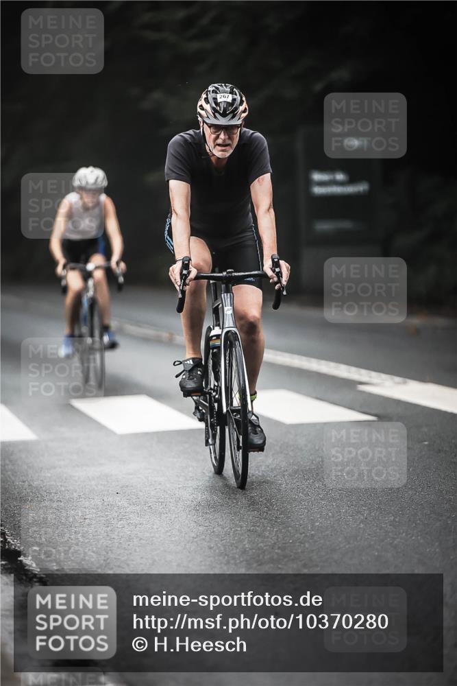 13.09.2026 - Stadtparktriathlon H.Heesch http://msf.ph/oto/10370280 13.09.2026 10:19:48 Radfahren 267, 402, 406, 437, 439 meine-sportfotos.de