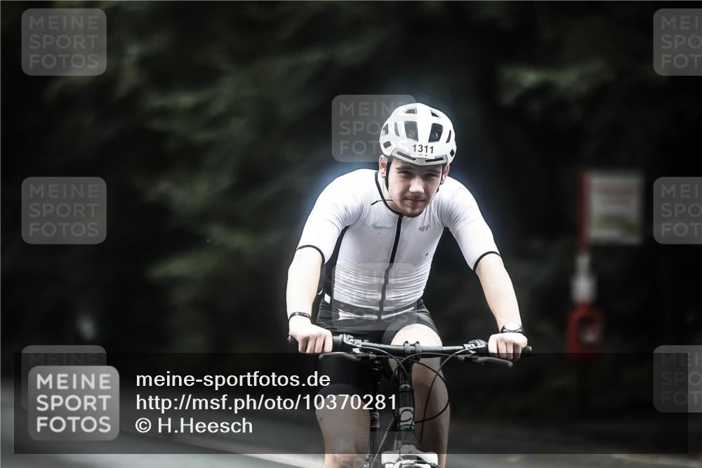 13.09.2026 - Stadtparktriathlon H.Heesch http://msf.ph/oto/10370281 13.09.2026 13:23:53 Radfahren 1311 meine-sportfotos.de
