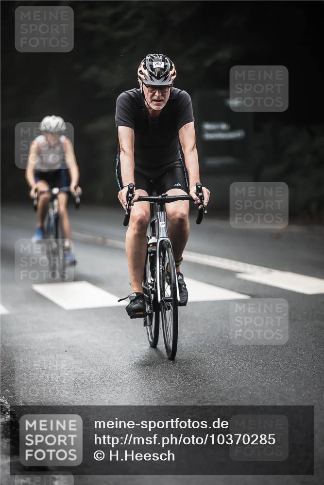 13.09.2026 - Stadtparktriathlon H.Heesch http://msf.ph/oto/10370285 13.09.2026 10:19:48 Radfahren 267, 402, 406, 437, 439 meine-sportfotos.de