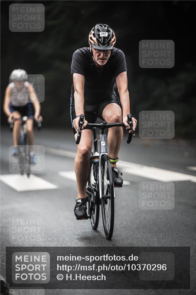 13.09.2026 - Stadtparktriathlon H.Heesch http://msf.ph/oto/10370296 13.09.2026 10:19:48 Radfahren 267, 402, 406, 437, 439 meine-sportfotos.de