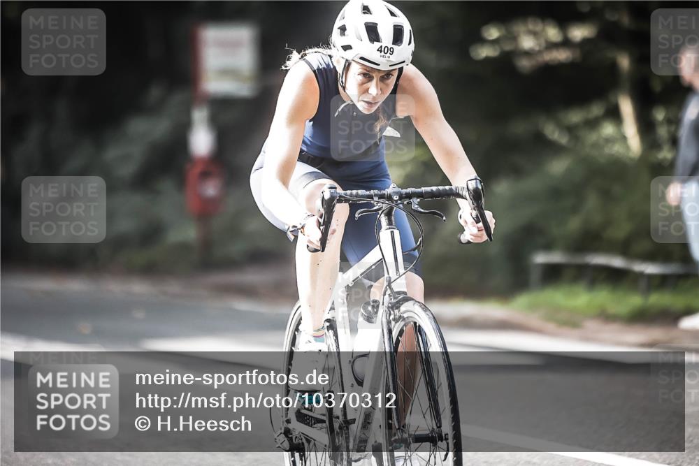 13.09.2026 - Stadtparktriathlon H.Heesch http://msf.ph/oto/10370312 13.09.2026 10:49:37 Radfahren 409, 461, 496, 503, 560 meine-sportfotos.de