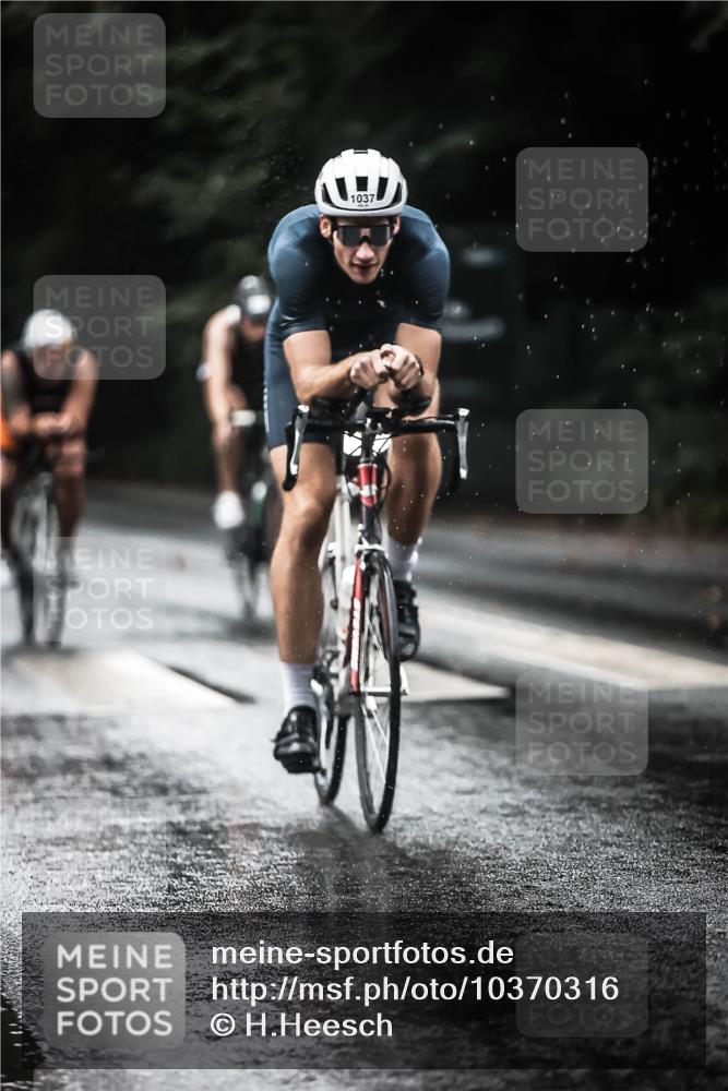 13.09.2026 - Stadtparktriathlon H.Heesch http://msf.ph/oto/10370316 13.09.2026 12:05:42 Radfahren 899, 918, 920, 954, 970, 980, 1009, 1037 meine-sportfotos.de