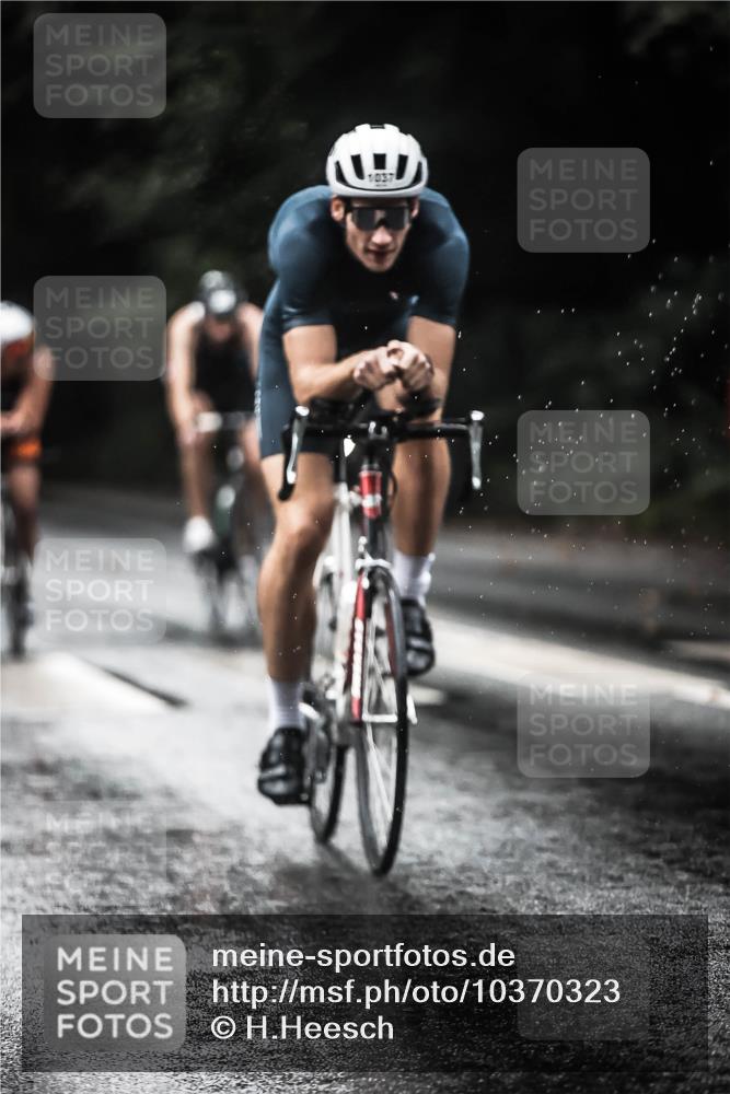 13.09.2026 - Stadtparktriathlon H.Heesch http://msf.ph/oto/10370323 13.09.2026 12:05:43 Radfahren 899, 918, 920, 954, 970, 980, 999, 1009, 1037, 1065 meine-sportfotos.de