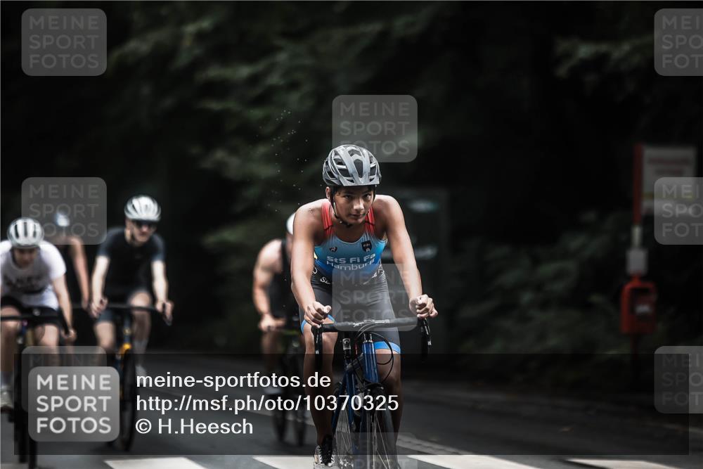 13.09.2026 - Stadtparktriathlon H.Heesch http://msf.ph/oto/10370325 13.09.2026 13:24:07 Radfahren 1199, 1289, 1351, 1426, 1446, 1450, 1452, 1485, 1508 meine-sportfotos.de